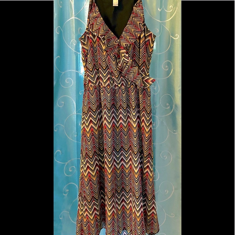 Banana Republic size 8 maxi dress w spaghetti strapss